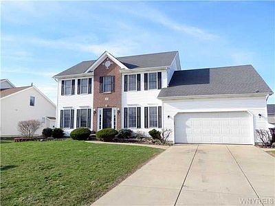 2nd image of 44 Garnet Dr