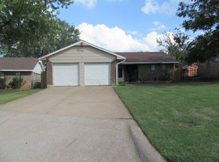 308 Lotus Ave, Midwest City, OK 73130