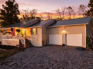 362 Hundley Ln, Madison Heights, VA 24572