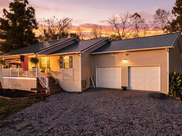 362 Hundley Ln, Madison Heights, VA 24572