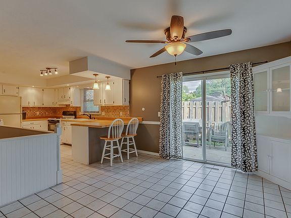 4th image of 51634 Forestbrook St