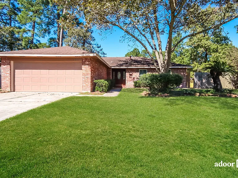 19311 Leewood Ct — Photo 2