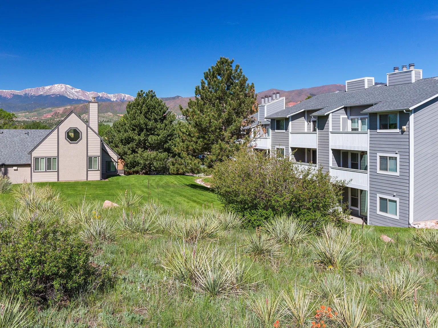 Centerpointe Apartments — Photo 4