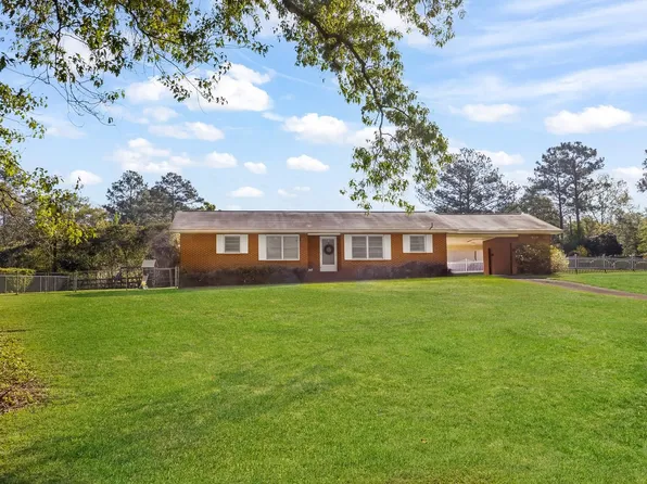 919 Magnolia Dr, Havana, FL 32333