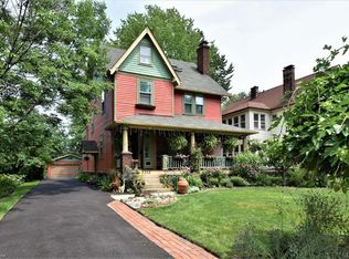 3283 Bradford Rd, Cleveland Heights, OH