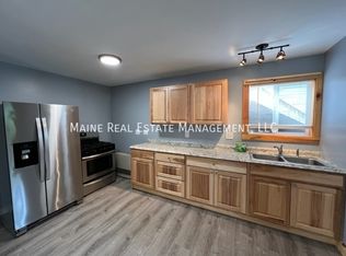 114 Bridge St APT 5, Farmington, ME 04938