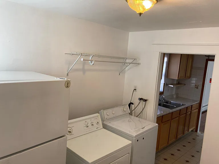 2383 S Williams St — Photo 20