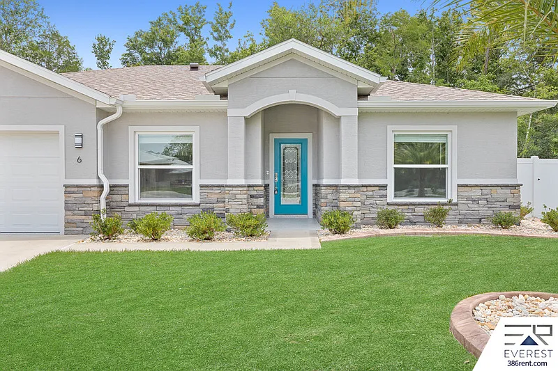 4 bed, 2.0 bath, 2237 sqft, $2,550 — Photo 4