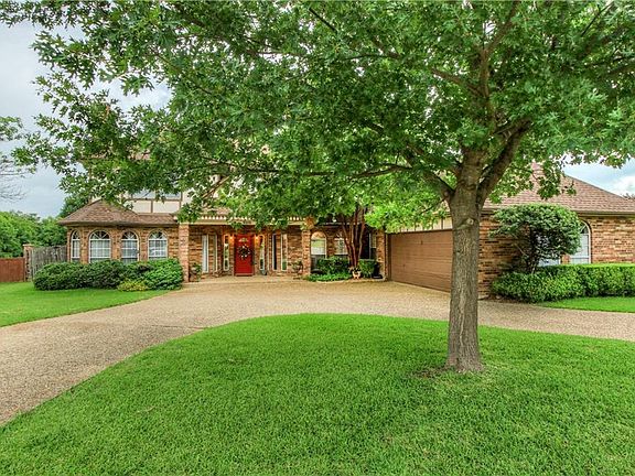 2nd image of 3210 Bluffview Dr