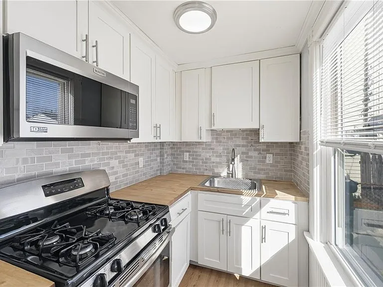 97 Greene St #1 — Photo 14