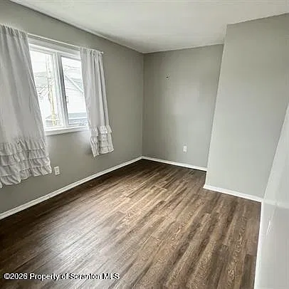 2 bed, 1.0 bath, 800 sqft, $1,100 — Photo 4