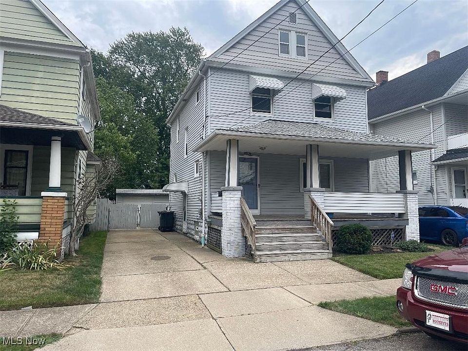 1st image of 3887 W 19th St