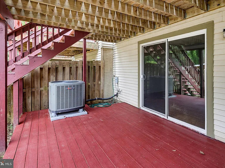 8867 Willowwood Way — Photo 4