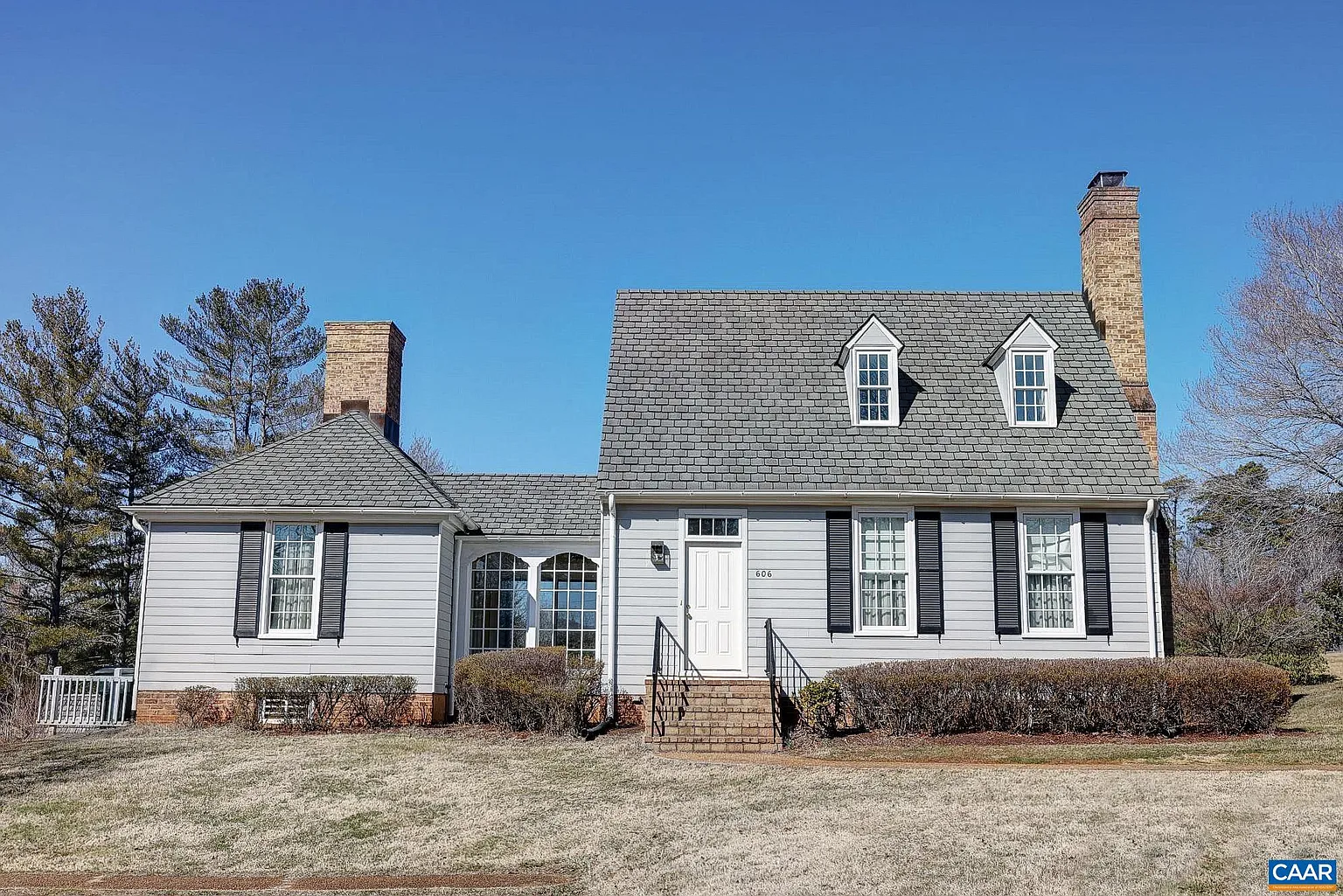 606 Bridlespur Ln photo 1