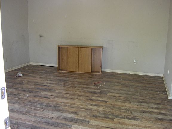 5th image of 1305 Magnolia St