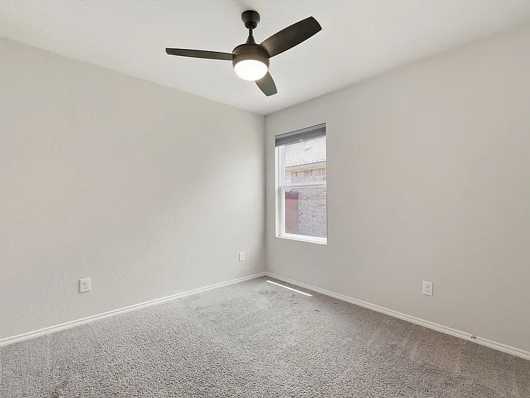 13755 Bradford Park — Photo 22