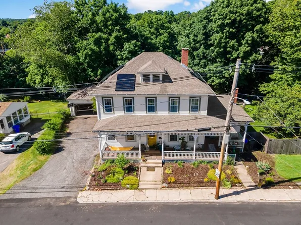 95 Maple Ave, West Warwick, RI 02893