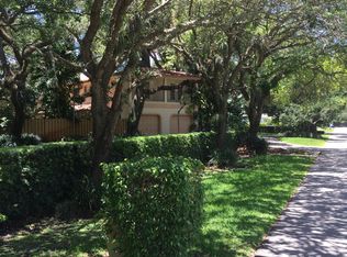 4200 Mangrum Ct, Hollywood, FL 33021