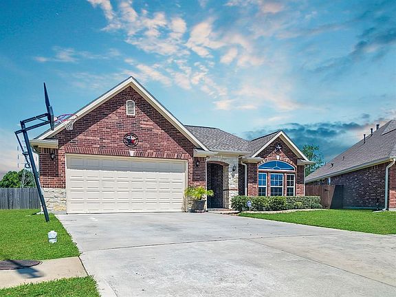 2nd image of 3806 Fox Meadow Ln