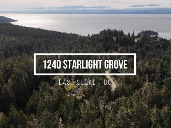 1240 Starlight Grv, Capital, BC V9Z 1L8
