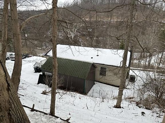 4th image of 1799 Hillcrest Rd