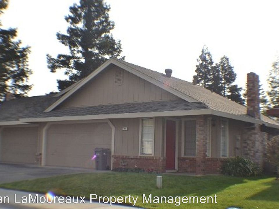 1st image of 905 Notre Dame Dr