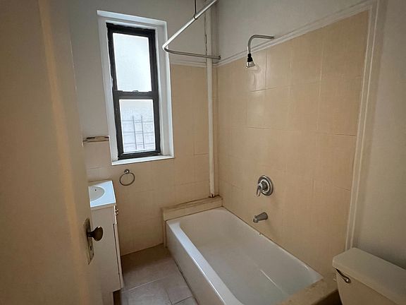 4th image of 867 W 181st St APT 2G