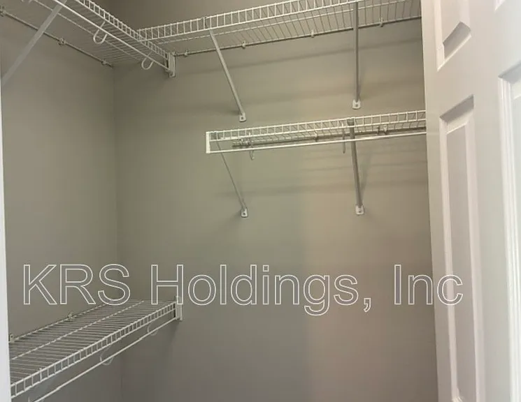 303 Joyce Dr — Photo 16