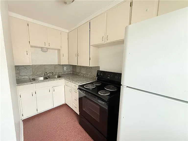 302 W Valley Rd #3 — Photo 6
