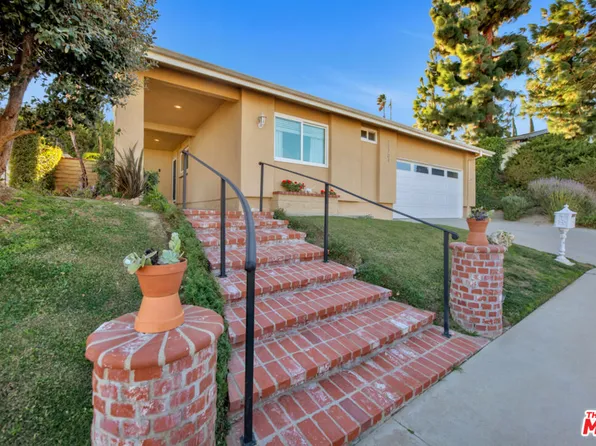 23704 Sandalwood St, West Hills, CA 91307