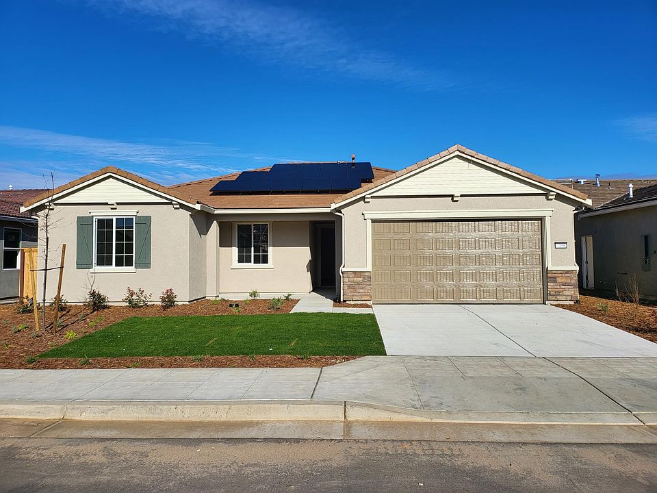 Front View of the Home for Rent- 5 beds, 2 baths, 1,773 Square Feet