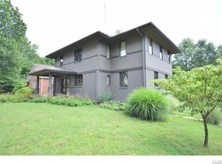 628 Tuxedo Blvd, Saint Louis, MO