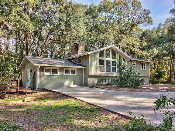 4th image of 901 Groveland Hills Dr