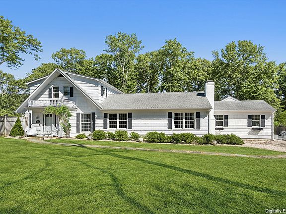 2nd image of 6 Georgica Close Rd