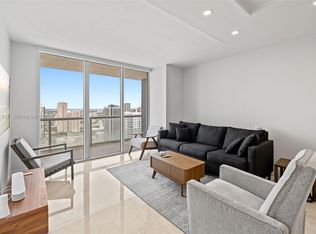 50 Biscayne Blvd APT 4405, Miami, FL 33132