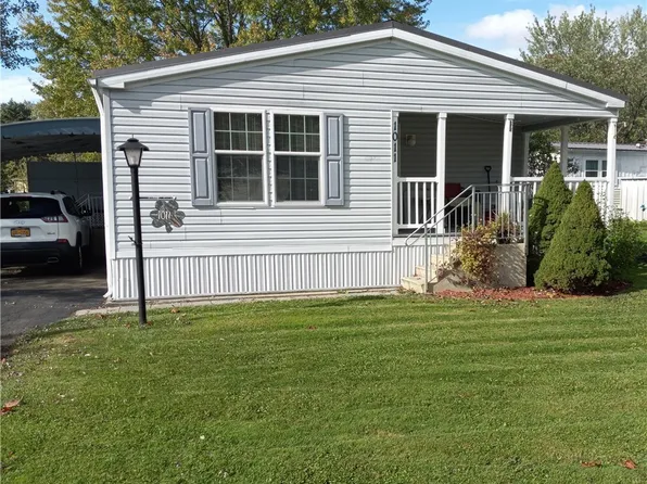 1011 Wish Cir, East Aurora, NY 14052