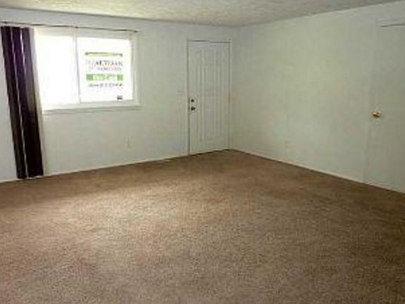 3rd image of 9901 Catalina Dr