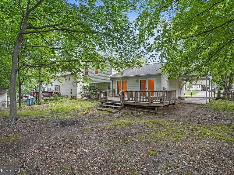 9086 Brook Ford Rd — Photo 34
