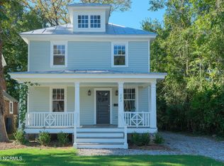 223 W Gale St, Edenton, NC 27932