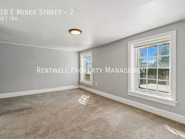 118 E Miner St #2 — Photo 8