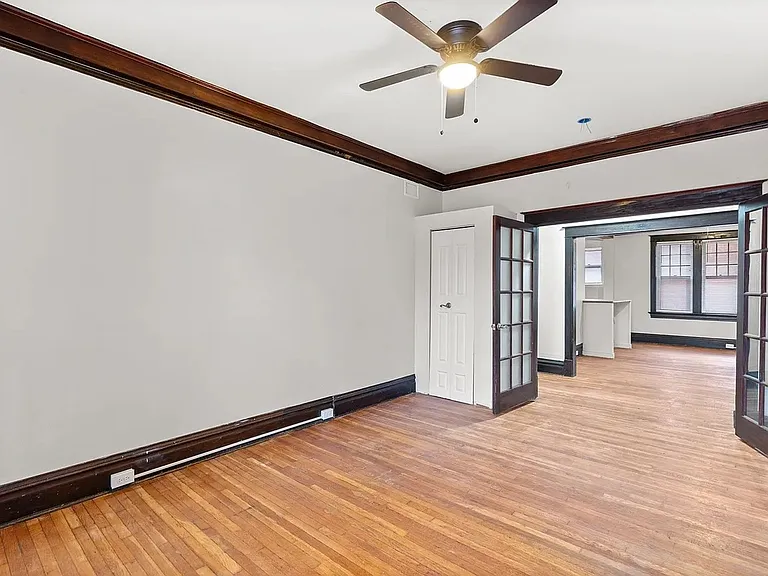 3176 Gustine Ave — Photo 4