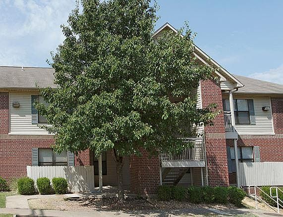 1st image of 24800 Chenal Pkwy APT 1015