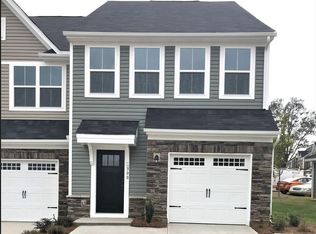 300 Hunt Glenn Ct, Greer, SC 29650