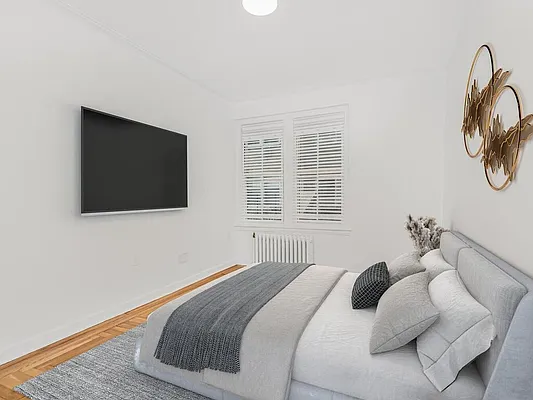 Rented by Re/Max In The City | media 16