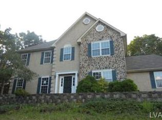 1560 Potter Dr, Pottstown, PA 19464