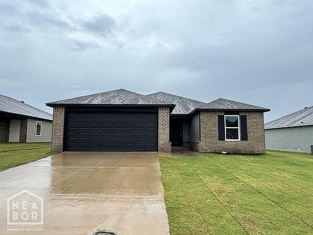 1st image of 5040 Yukon Dr