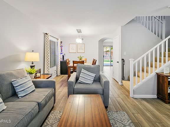 3rd image of 2513 W Big Oak Street