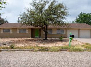 217 Fox Dr, Del Rio, TX 78840