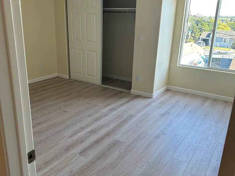 535 Marina Bay Pkwy #C — Photo 19