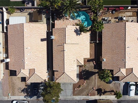 3rd image of 6429 Winding Ridge Way